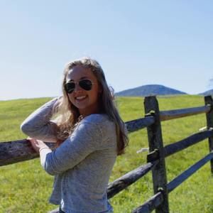 Meet your Posher, Vanessa